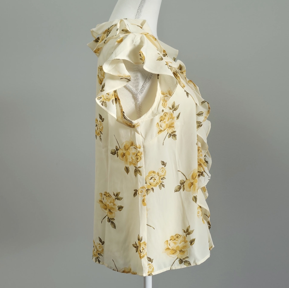 CeCe | Pastel Yellow Floral Print Ruffled Flutter Sleeve Blouse - Picture 5 of 7